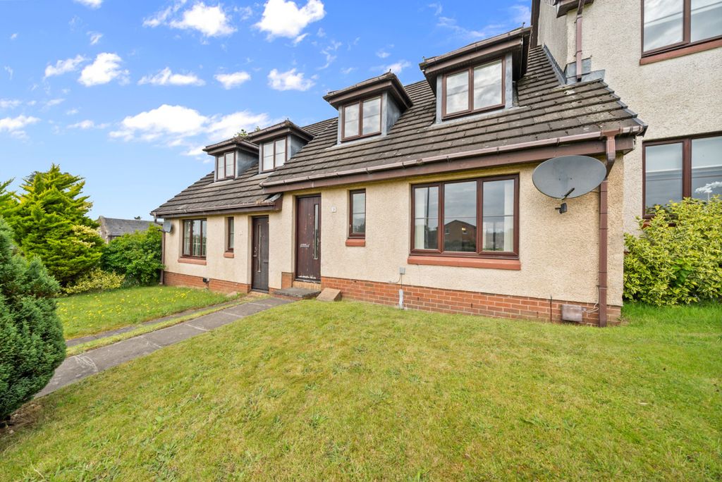 Property photo 1 of 32