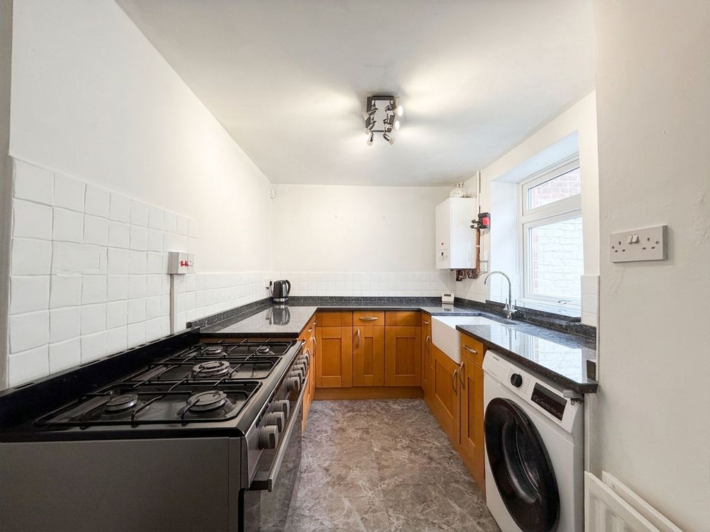Property photo 2 of 13 Kitchen
