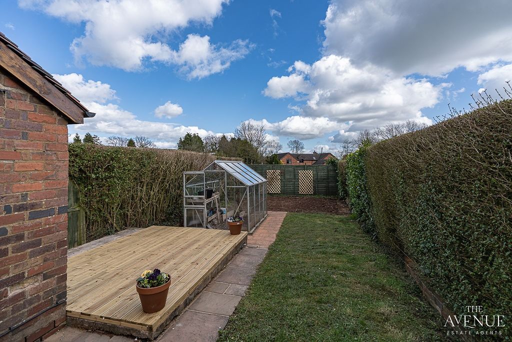 Property photo 2 of 24 3958955