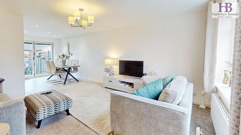 Property photo 3 of 17 02E5Ccf0-26-Saint-Andrews-Drive-01202026_094218.Jp