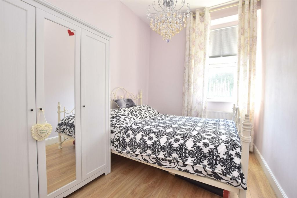 Property photo 3 of 6 Bedroom 2