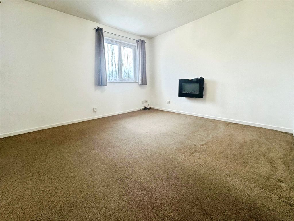 Property photo 2 of 6 Picture No. 07