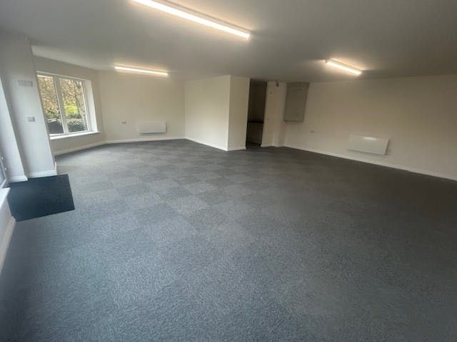 Property photo 2 of 2 Unit 3 Interior2.Jpg