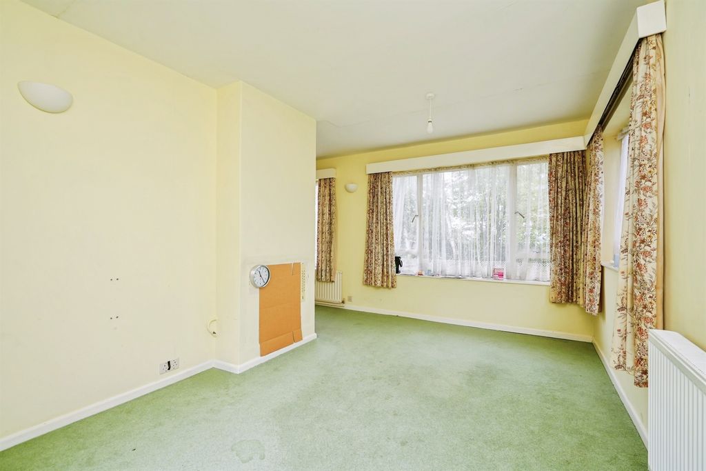 Property photo 3 of 22