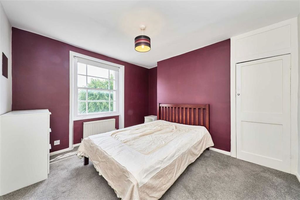 Property photo 3 of 5