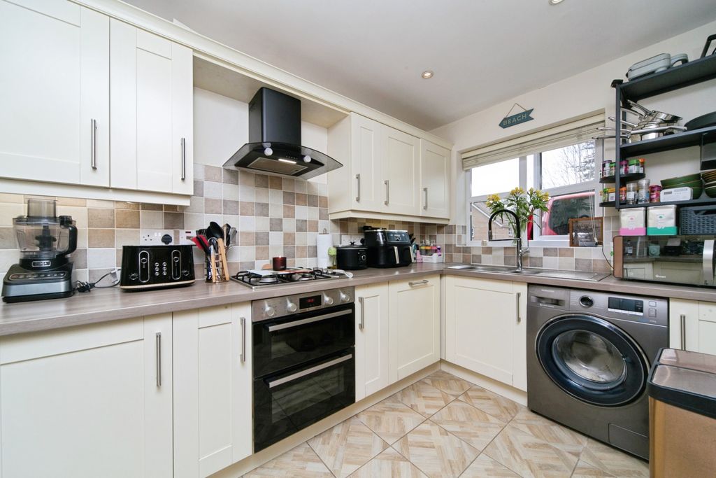Property photo 3 of 17 Photography