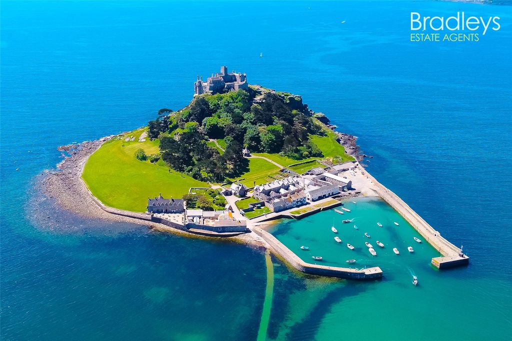 Property photo 2 of 26 Picture No. 58