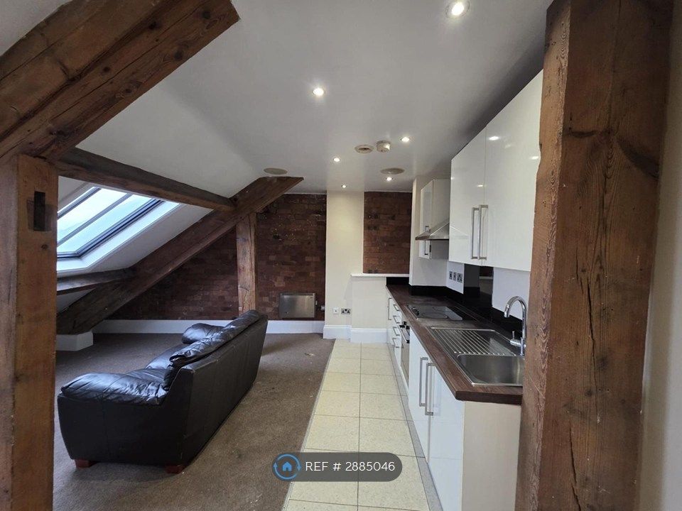 Property photo 1 of 3