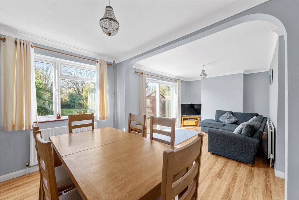 Property photo 3 of 14 Picture No. 01