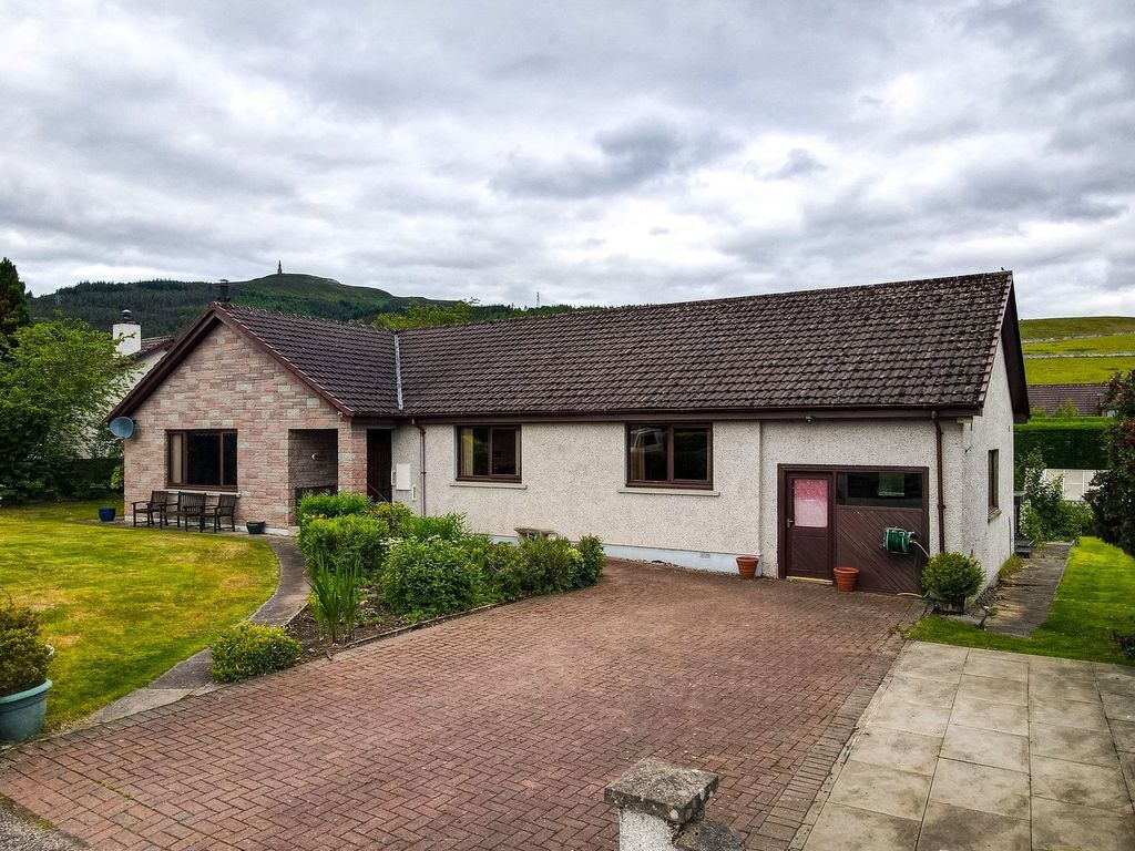 Property photo 1 of 30