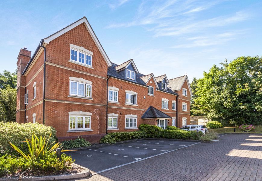 Property photo 1 of 8 External.Jpg