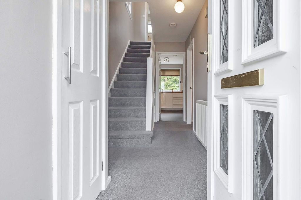 Property photo 2 of 33 Hall