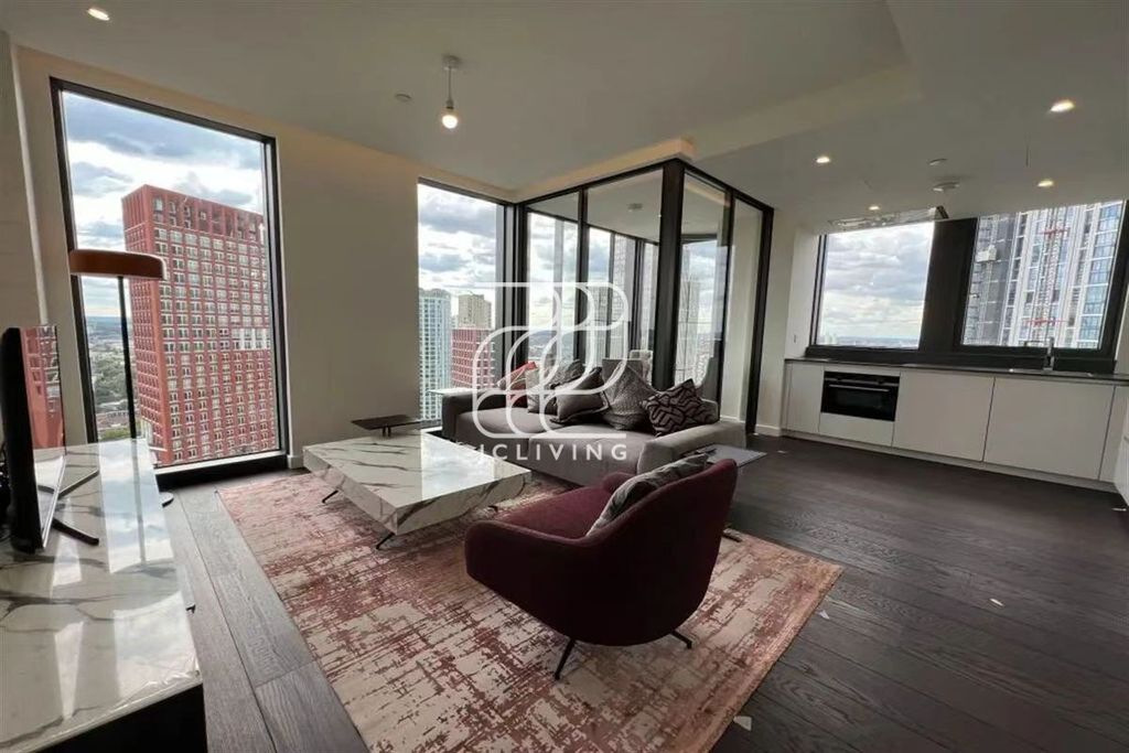 Property photo 1 of 18 Damac Tower, Nine Elms, London Sw8