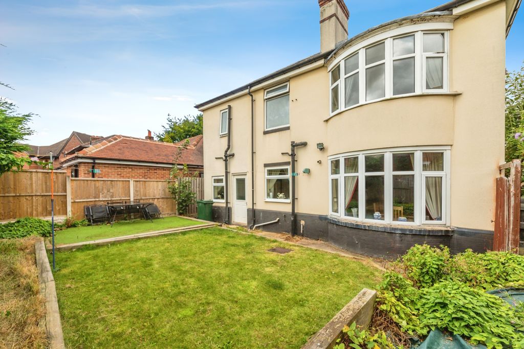 Property photo 1 of 20 2A8A9003