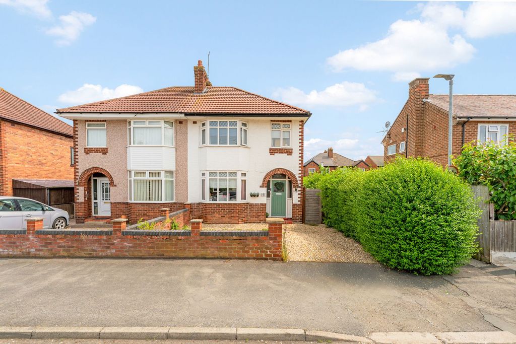Property photo 1 of 24