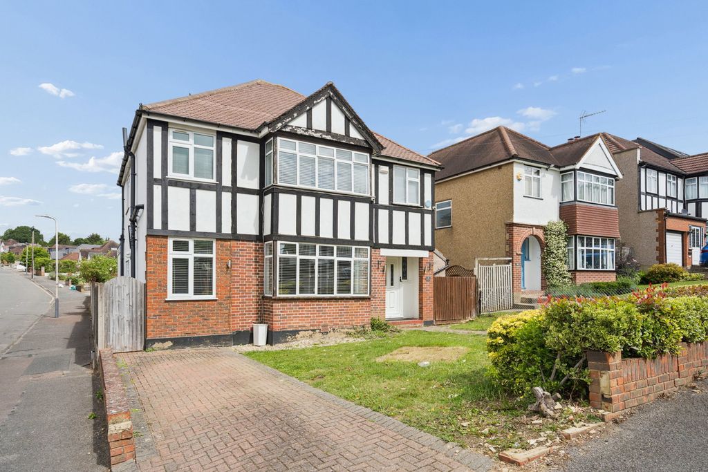 Property photo 1 of 17