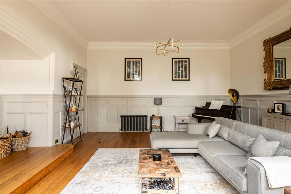 Additional image 10 of 5 bed property for saleGatton Road, Reigate RH2