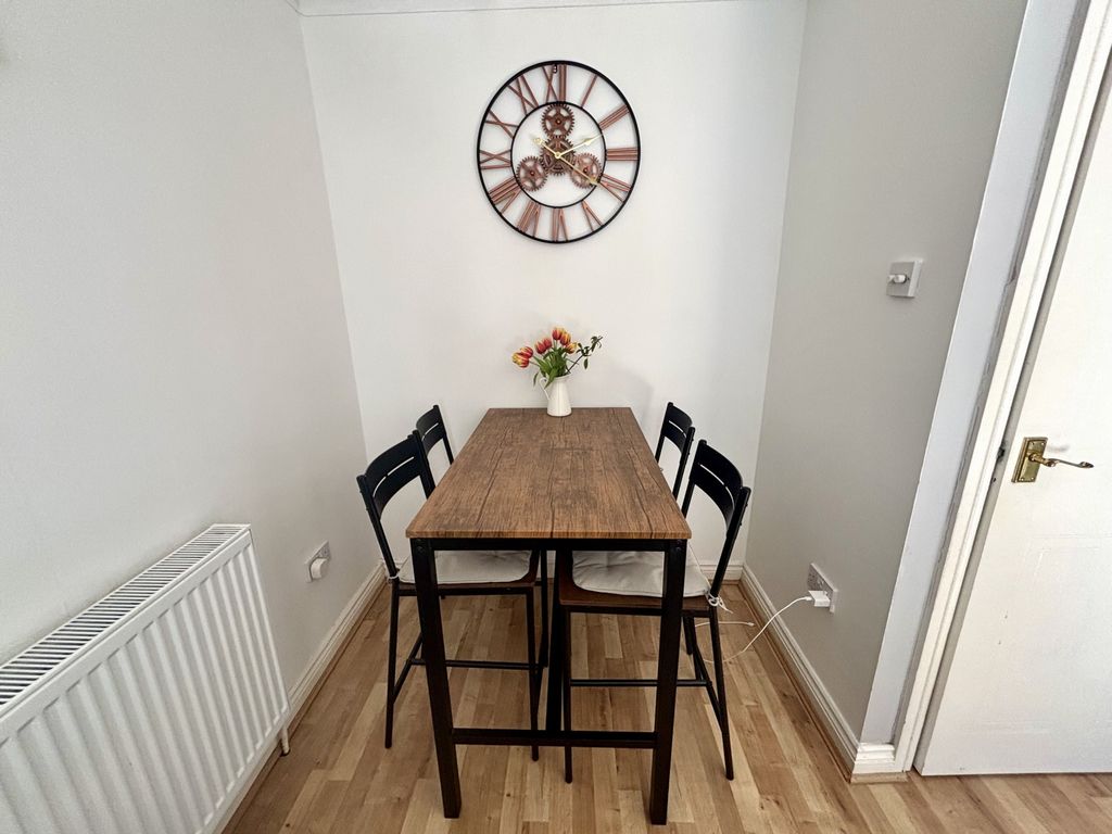 Property photo 3 of 17 Photo 1