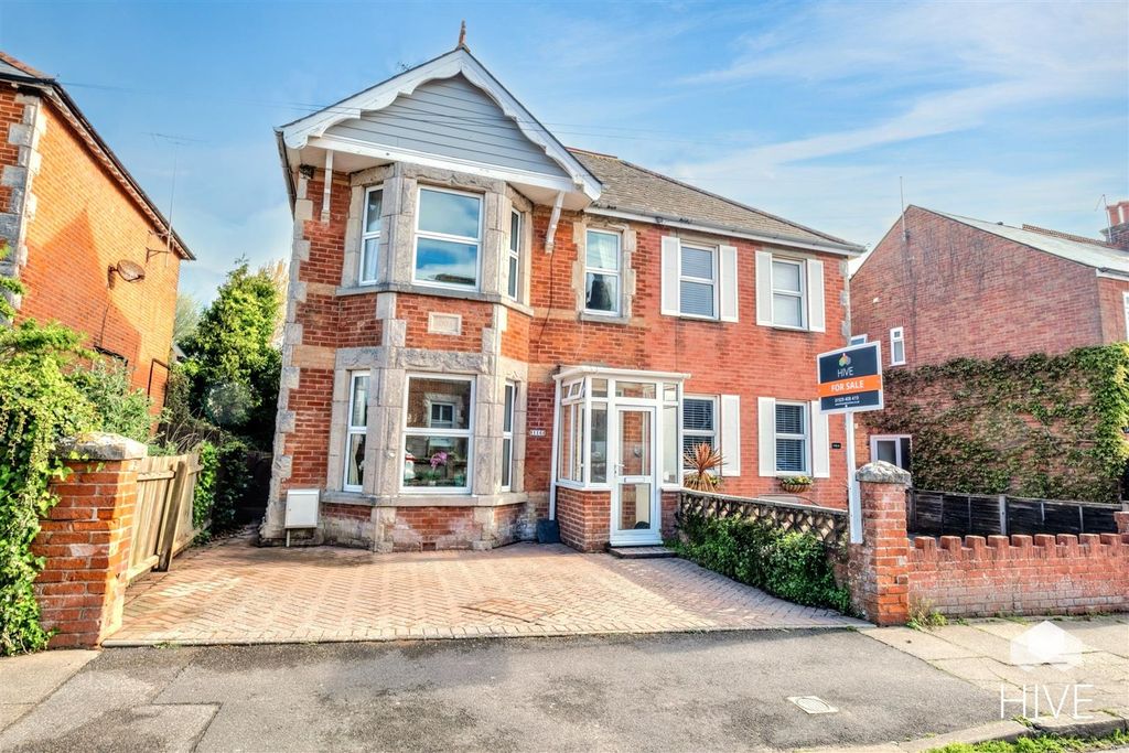 Property photo 1 of 29