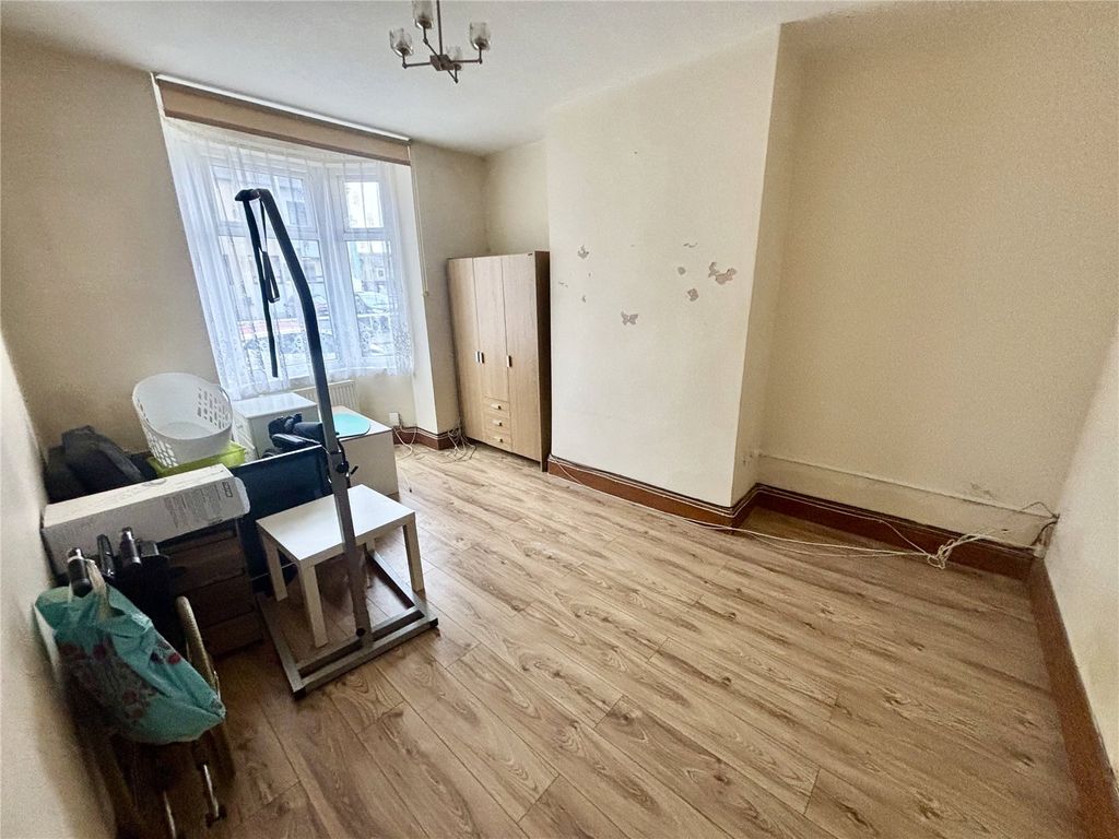 Property photo 2 of 6 Picture No. 07