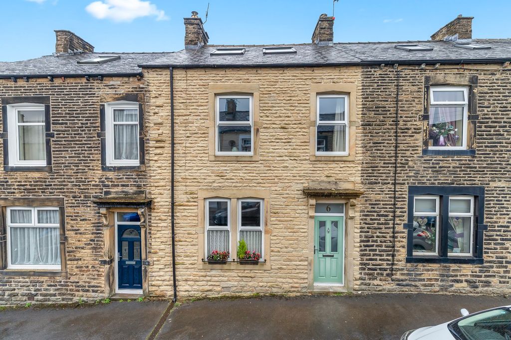 Property photo 1 of 21 Picture 1