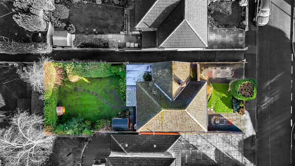 Property photo 2 of 23