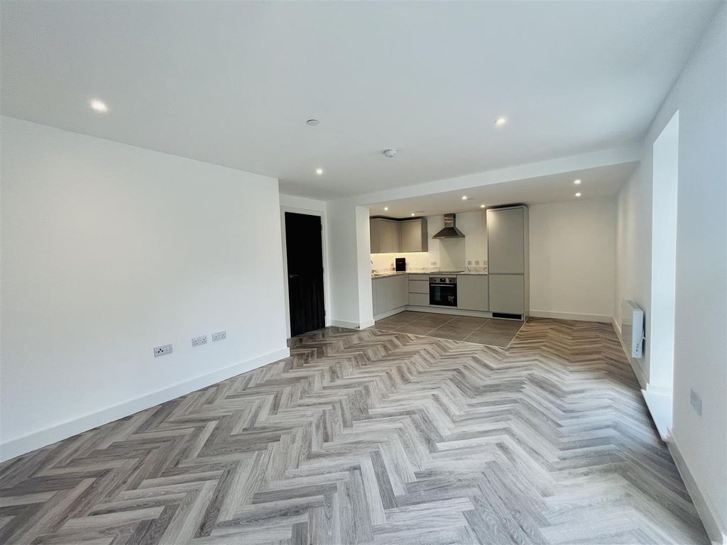 Property photo 3 of 25 Image 3