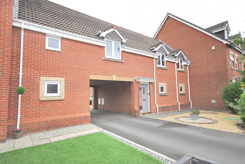 Property photo 1 of 29 Netherwood Way, Westhoughton, Bolton, Lancashire,