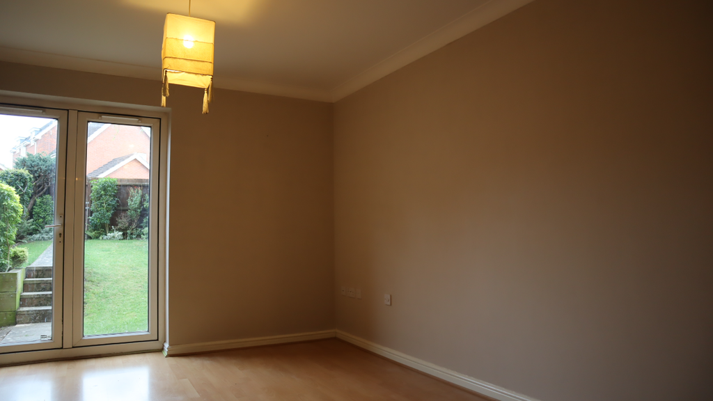 Property photo 2 of 35