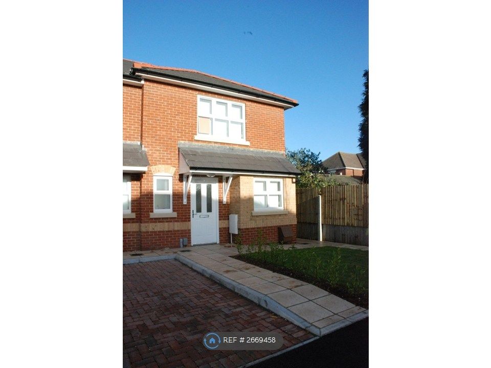 Property photo 3 of 13 Exterior