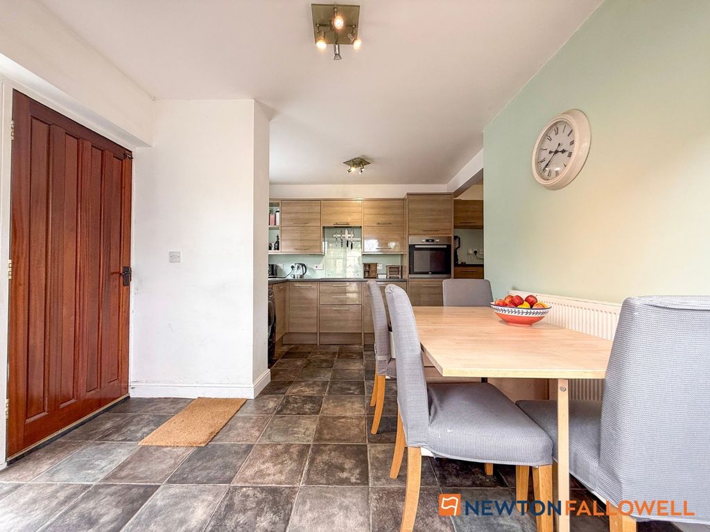 Property photo 2 of 20 Dining Kitchen 1