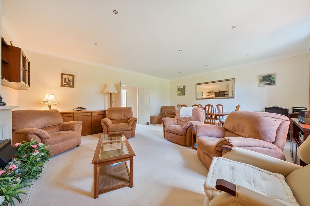 Property photo 2 of 32 Reception Room