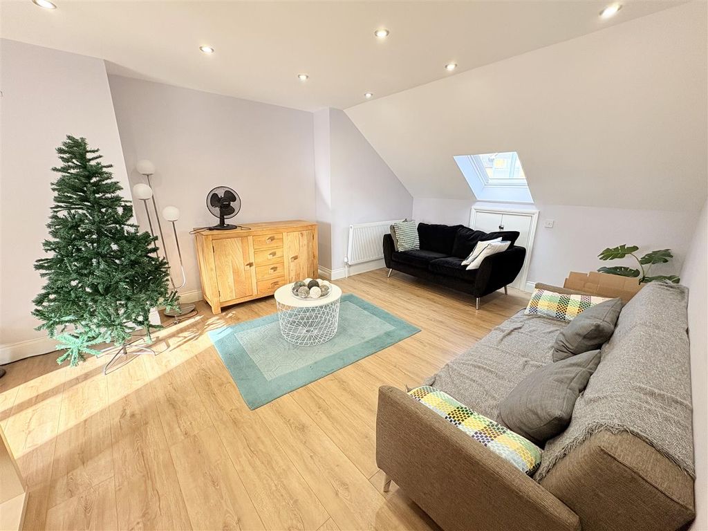 Property photo 1 of 10 Img_2459.Jpg