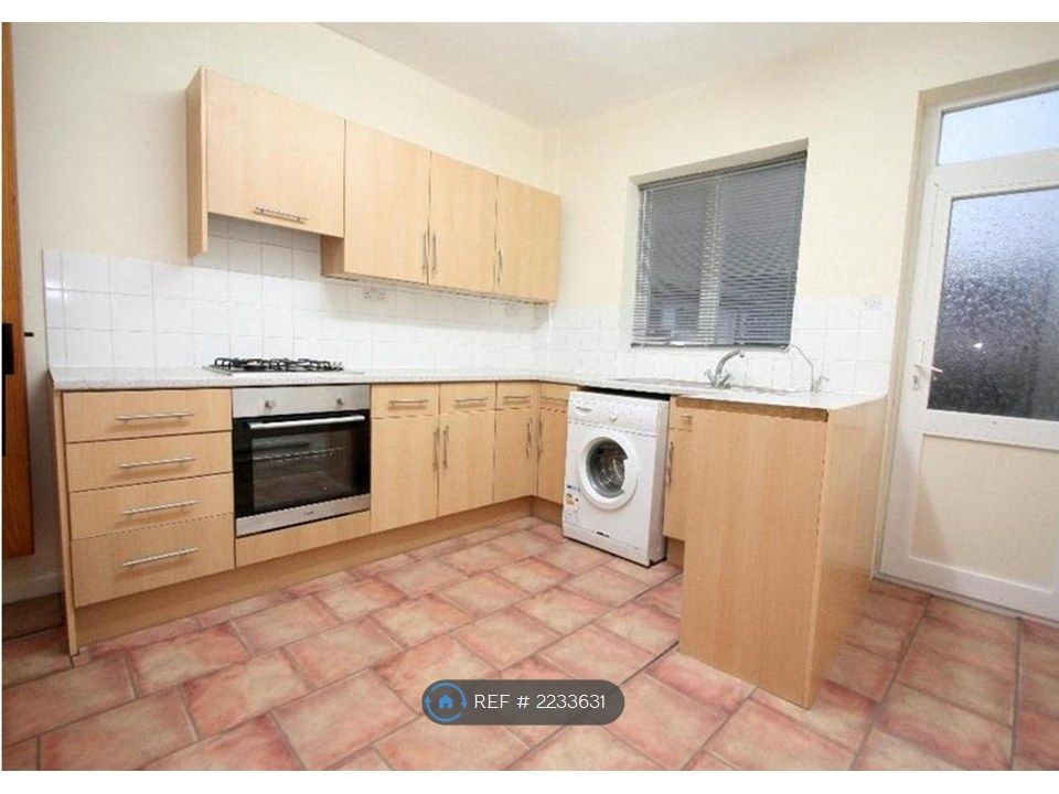 Property photo 1 of 8 Kitchen Diner