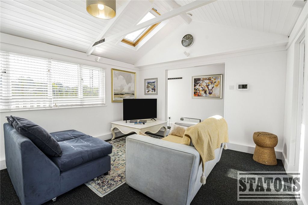 Additional image 17 of 9 bed detached house to rentRush Green, Hertford, Hertfordshire SG13