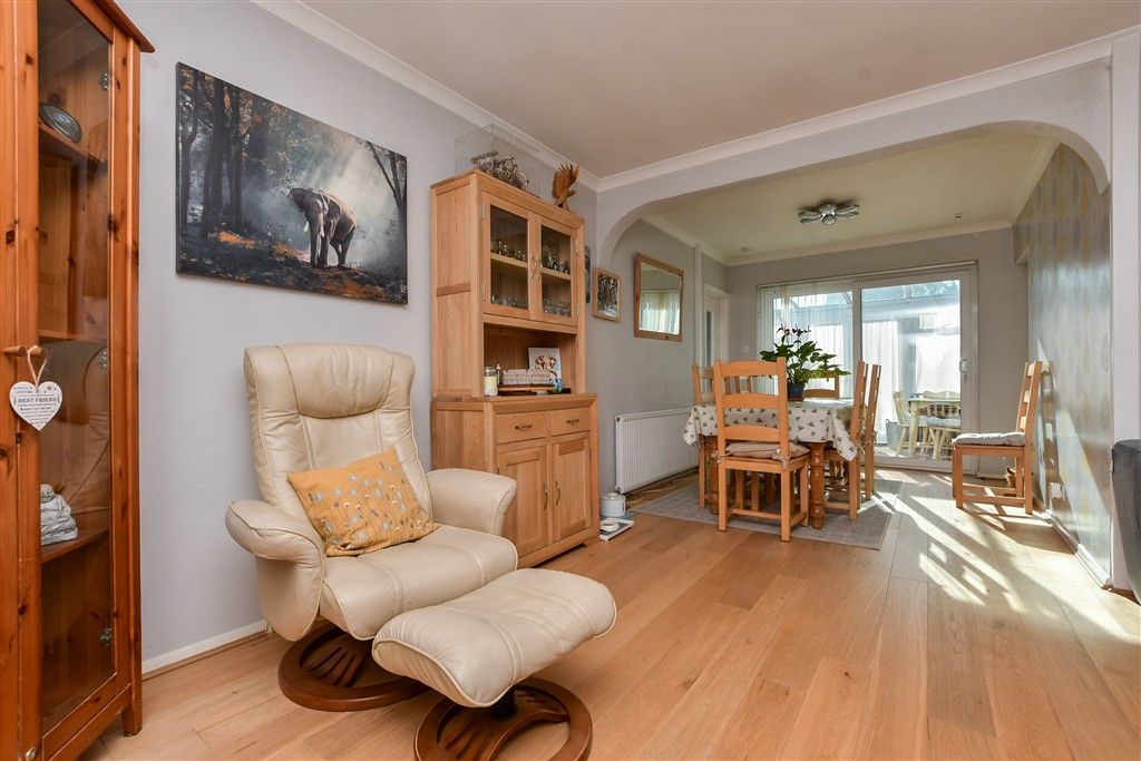 Property photo 2 of 16 Lounge/Diner