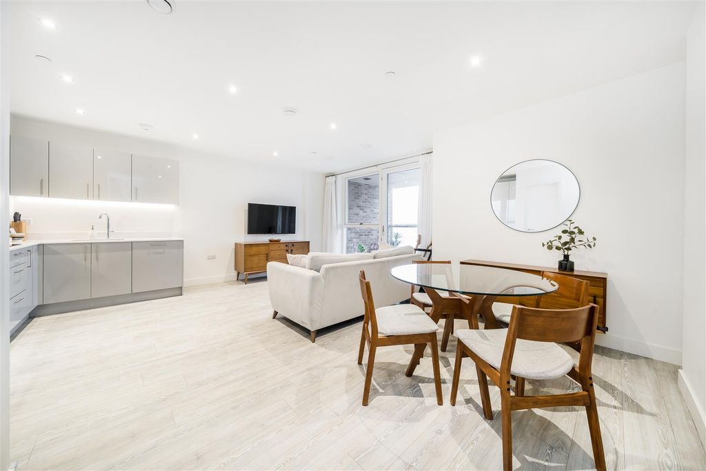 Property photo 2 of 10 Dsc02065.Jpg