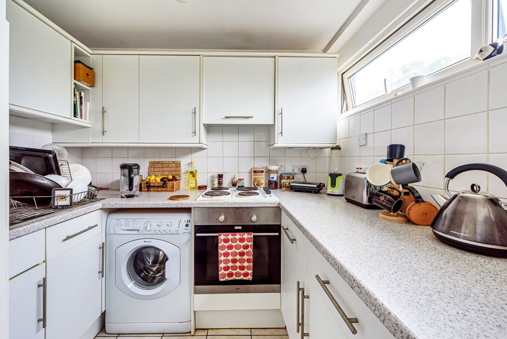 Property photo 2 of 7 842835 (5).Jpg
