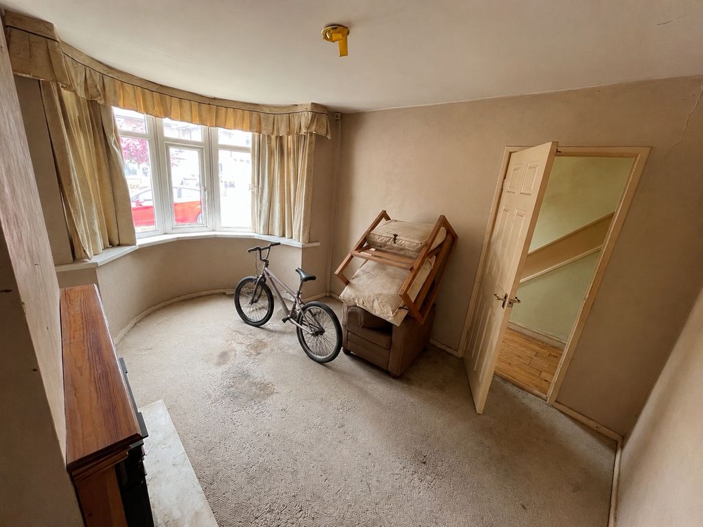 Property photo 3 of 10 Picture No. 17