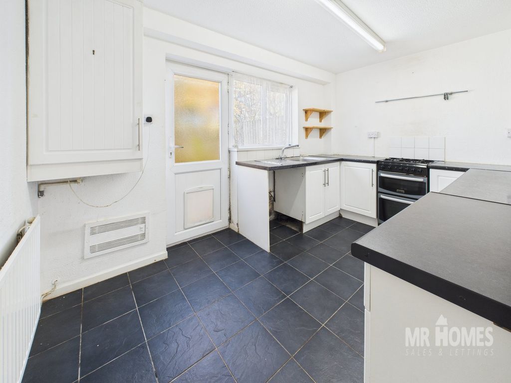 Property photo 3 of 28