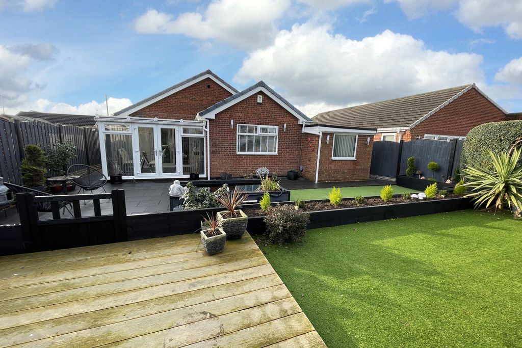 Property photo 1 of 16 15