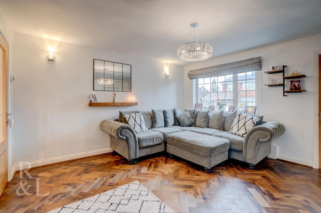 Property photo 3 of 21 Barklam (17).Jpg