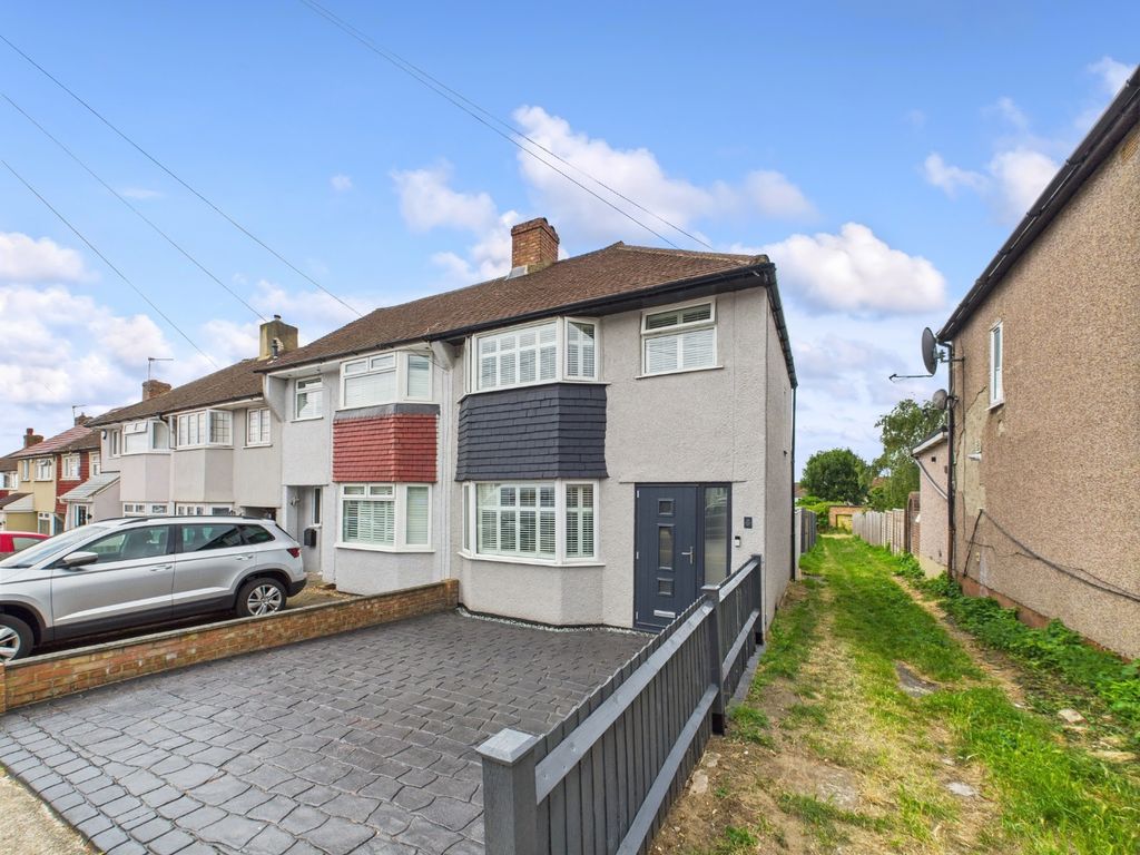 Property photo 2 of 28 4285163