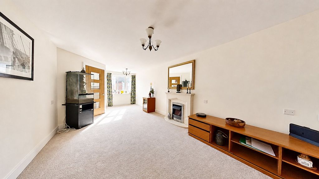 Property photo 2 of 11