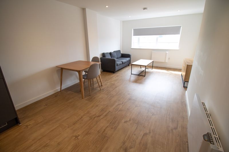 Property photo 2 of 11 Lounge
