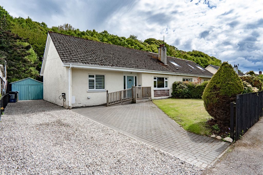 Property photo 1 of 33