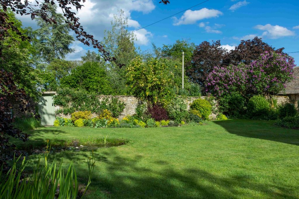 Additional image 21 of Property for saleBarnsley, Cirencester, Gloucestershire GL7