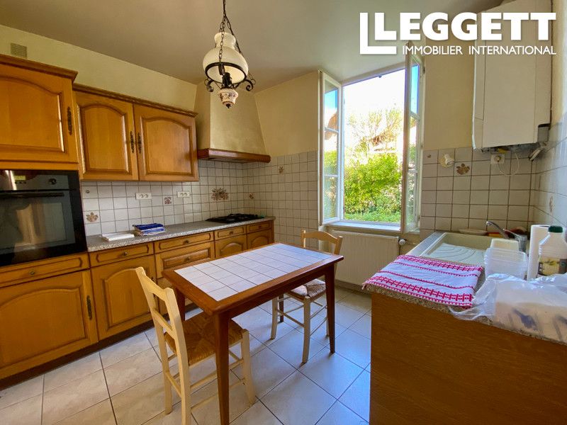 Property photo 3 of 10