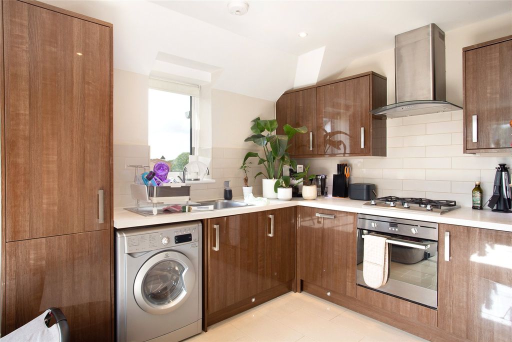 Property photo 3 of 13 Picture No. 24