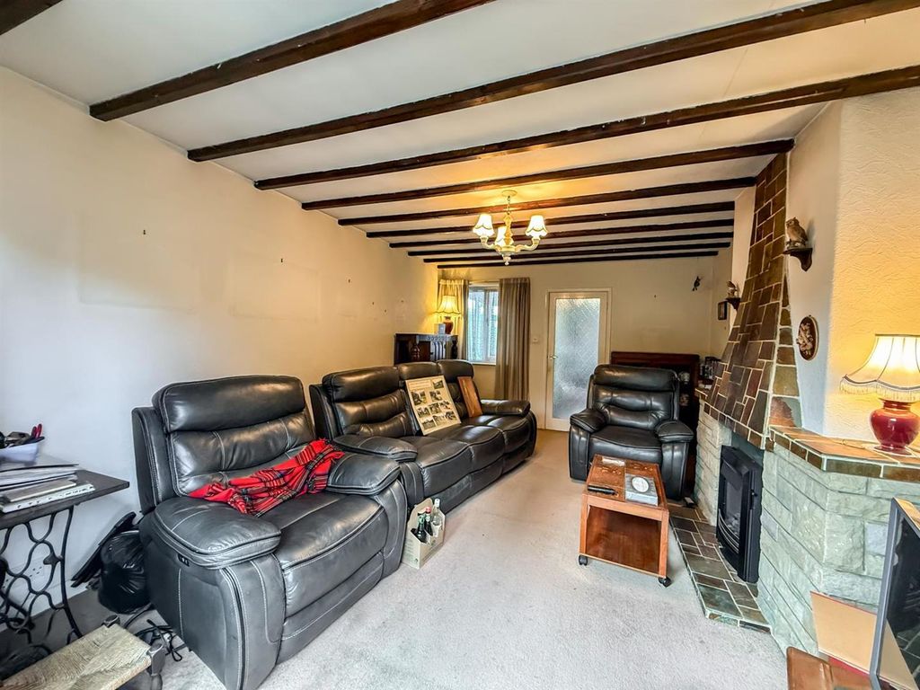 Property photo 3 of 15 Living Room